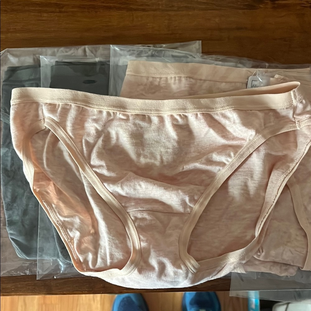 Felina organic bikini size small